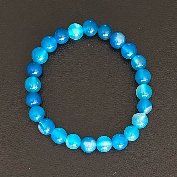 Natural Crystal Blue Agate 8mm Gemstone Stretch Bracelet 7” - Picture 2 of 5